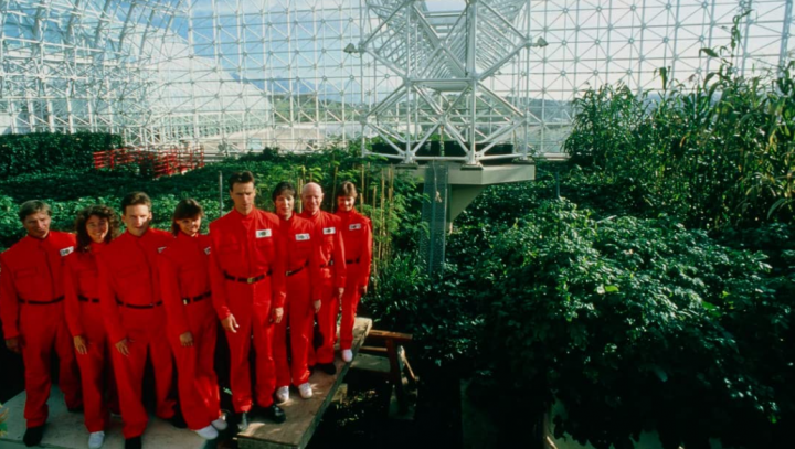 Spaceship Earth - Revista Mutaciones